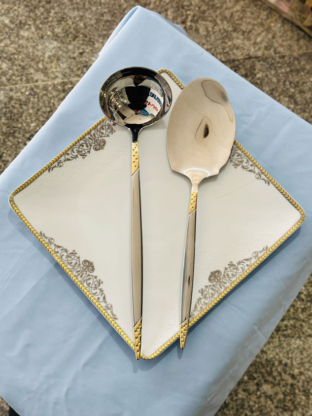 سرویس قاشق چنگال یونیک آلمان 24 نفره ۱۲۲ پارچه مدل پنیری دو رنگ
